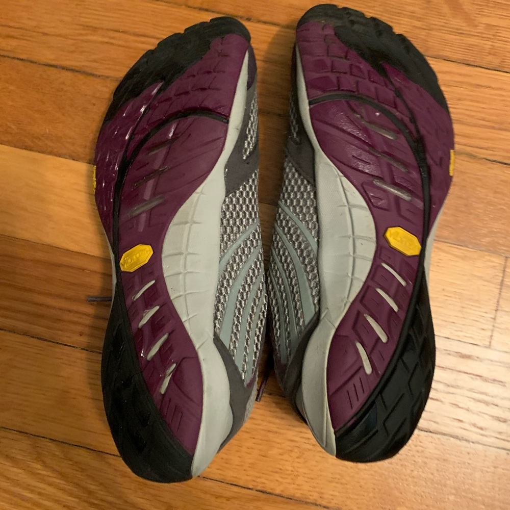 Merrell “Barefoot” sneakers. Size 9. Worn twice. - Picture 2 of 4